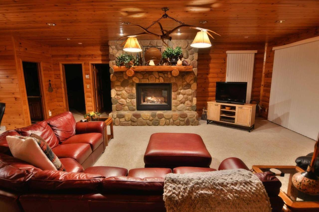 Majestic Moose Lodge Home Cable Экстерьер фото